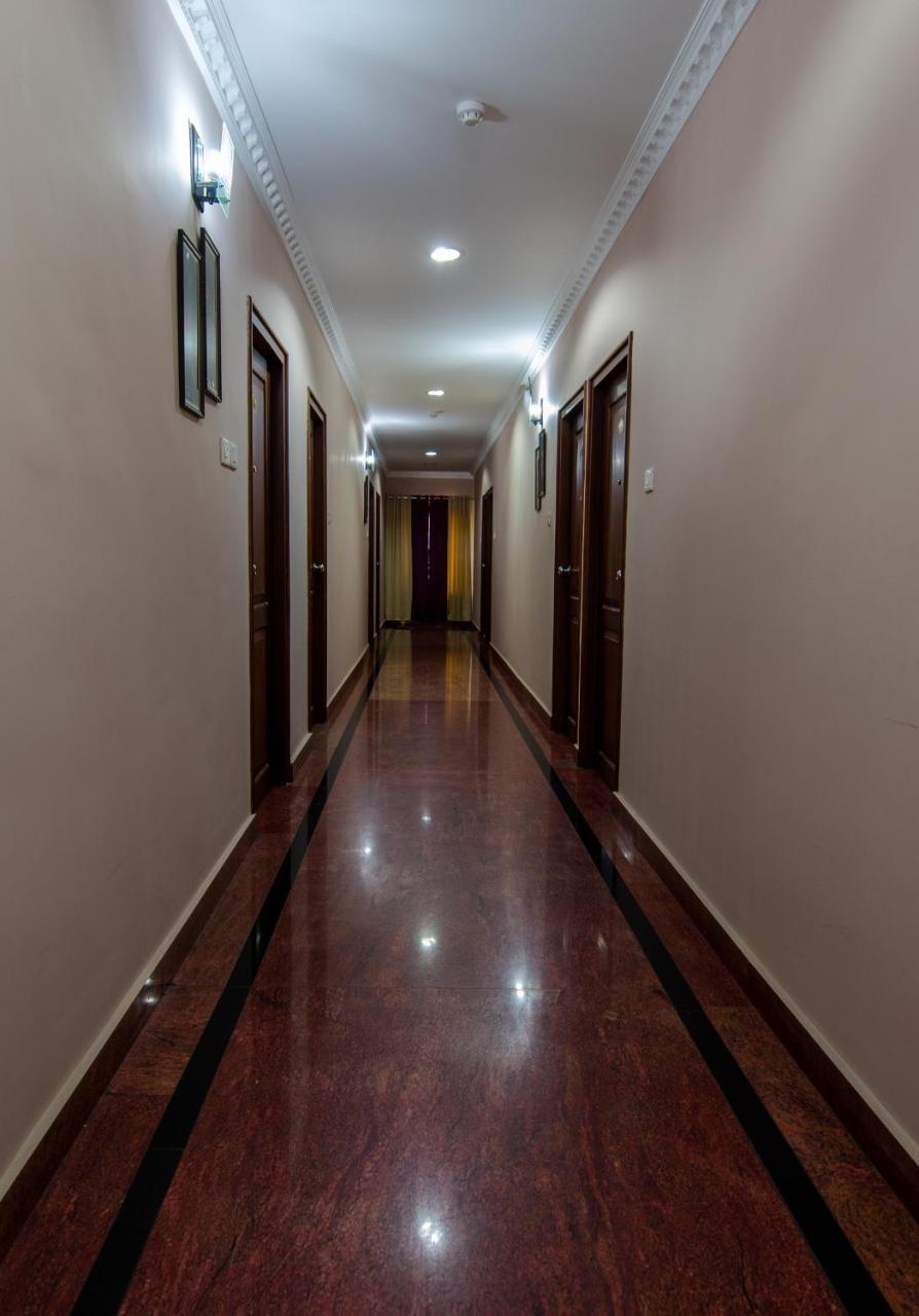 Kallada Hotels And Resorts Thrissur Екстер'єр фото